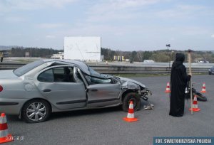 inscenizacja wypadku drogowego