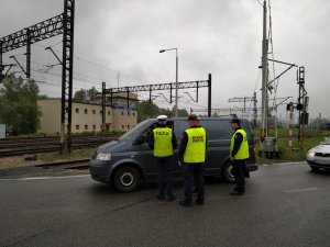 Działania policjantów na przejazdach kolejowych.