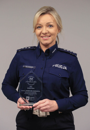 zdjęcie policjantki, która zdobyła nagrodę