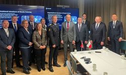 Na zdjęciu znajduje się delegacja polskich i norweskich policjantów